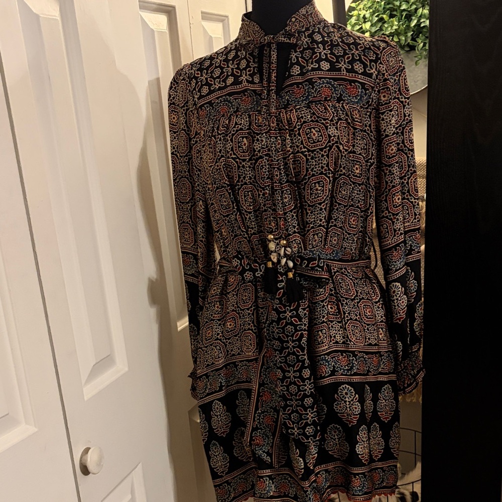 Sal Rosa Chic Long Sleeve Patterned Dress